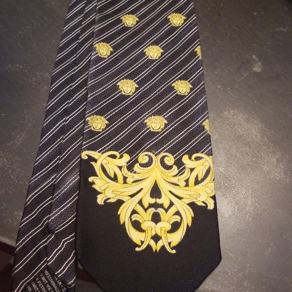 Vintage gianni versace tie